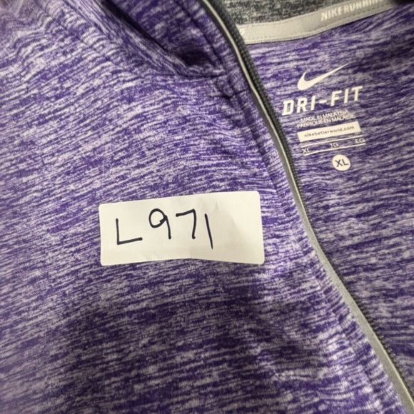 Nike Purple Dri-FIT‎ Women's Top - Picture 10 of 11